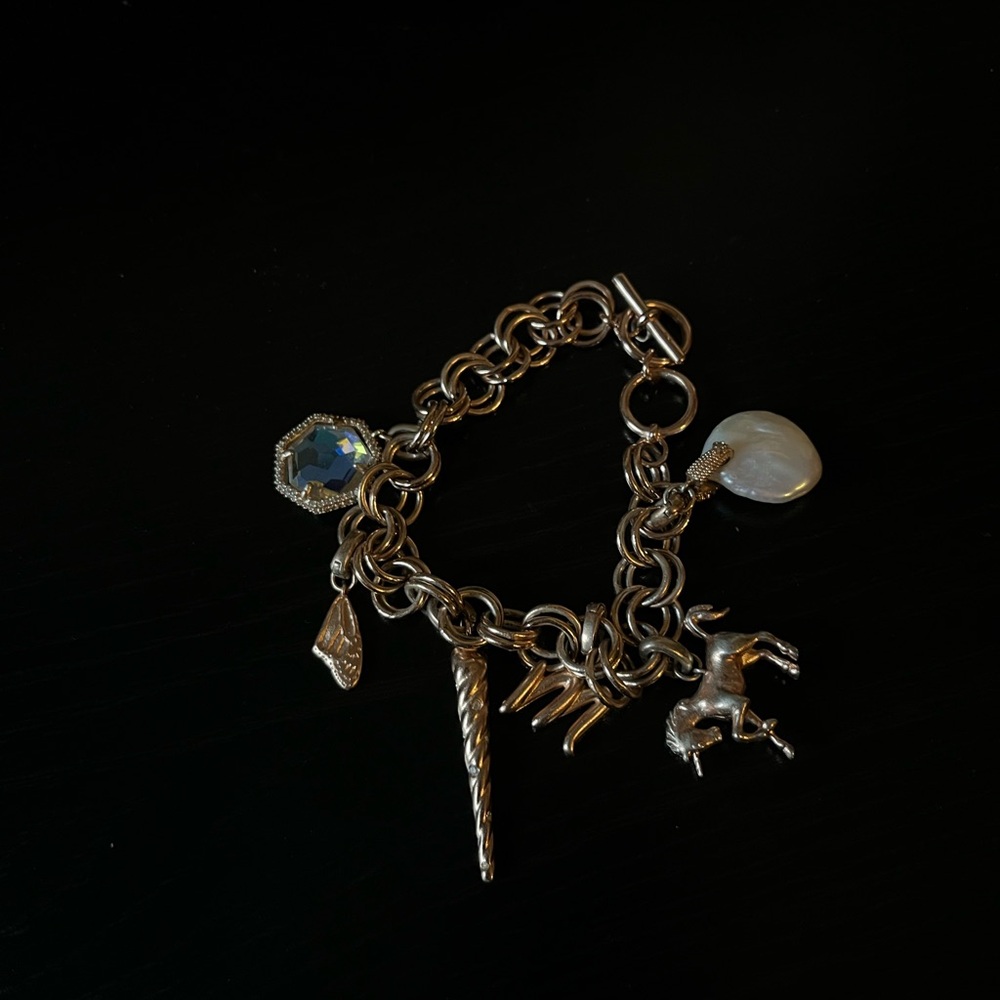 Kendra Scott Gold Charm Bracelet with Horse and Heart